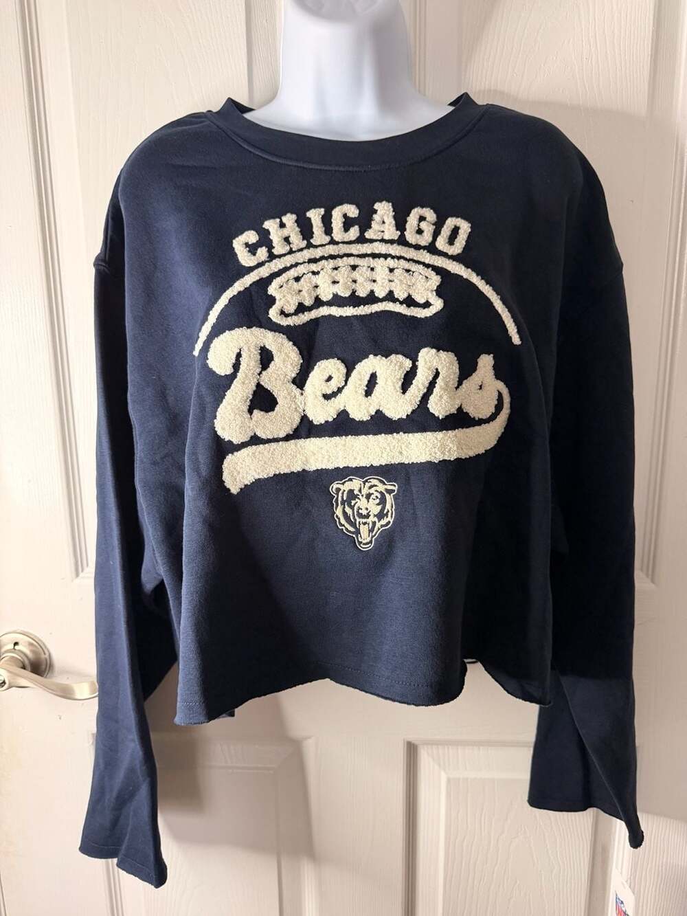 NFL Teens Apparel Chicago Bears Cropped Sweatshirt Navy Blue Size XL